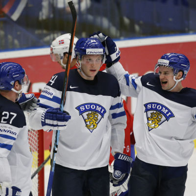 Joonas Kemppainen firar sitt mål, Finland-Norge, VM 2015.