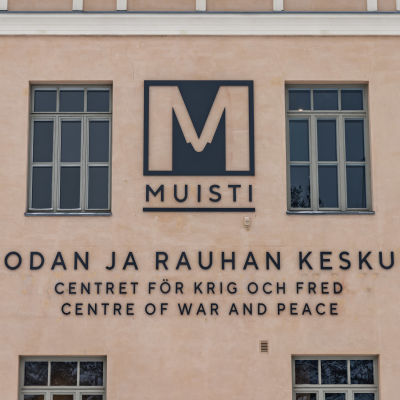 Sodan ja rauhan keskus Muisti.