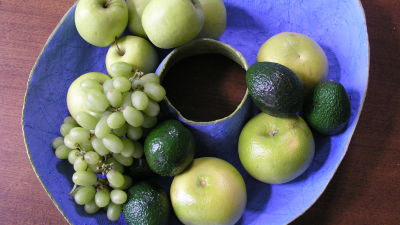 O formad skål med frukter
