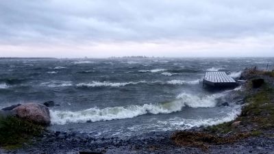 Svedjehamn i Björkö igår kväll (onsd.16.9) innan vinden ytterligare tilltog.