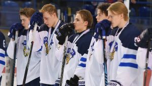 Finländare deppar efter finalförlusten i U18-VM för snart två år sedan. Finländare deppar efter finalförlusten i U18-VM för snart två år sedan.