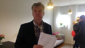 Bostadsförmedlaren Christoffer von Schantz tror inte att hans yrke är hotat. Christoffer von Schantz, bostadsförmedlare Aktia