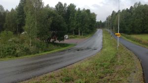 En rondell kunde byggas här vid Trollbölevägen. Trollbölevägen i Ekenäs. Här planeras en rondell.