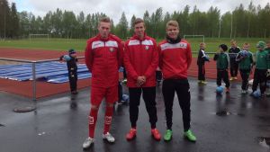 Kevin Larsson, Adam Vidjeskog och Oskar Sandström. Jaros Kevin Larsson, Oskar Sandström och Adam Vidjeskog snusar inte.