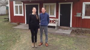 Henna Lamberg och Fred Owren från Vaja Finland. Henna Lamberg och Fred Owren på Vaja Finland i Lovisa.