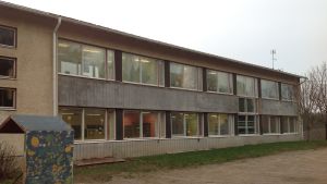 Avtalet mellan Raseborg och föreningen i Fiskars gäller ännu två och ett halvt år. Fiskarin koulu.
