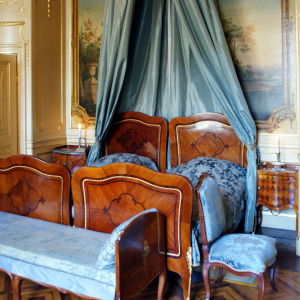 Sängen i Hallwylska sängkammaren. Hallwylska palatset i Stockholm rymmer magnifika inredningar från barock- och rokokotiden. Sängen i Hallwylska sängkammaren.