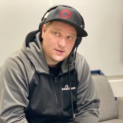 Benjamin Särkkä on hakkeri, joka käyttää kykyjään hyvään.