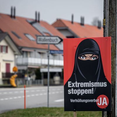Folkomröstning i Schweiz om burka och nikab