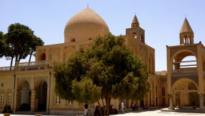 Den armeniska Vank-katedralen i den iranska staden Esfahan Den armeniska Vank-katedralen i den iranska staden Esfahan