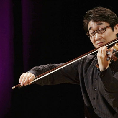 Wang Xiao Jean Sibelius -viulukilpailun finaalissa 2015