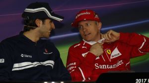 Räikkönen och Antonio Giovinazzi är stallkamrater nästa säsong. Antonio Giovinazzi och Kimi Räikkönen