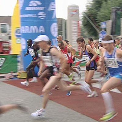 Juoksijoita Helsinki City Marathonilla