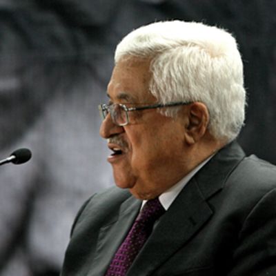 Palestiinalaisten presidentti Mahmud Abbas pitää puhetta.
