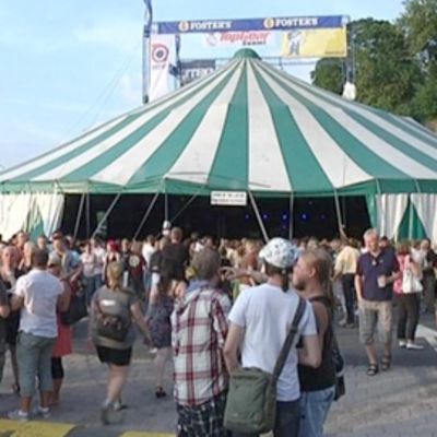 Down by the Laituri-festivaalialuetta Aurajoen rannalla.