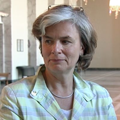 Astrid Thors. Yle