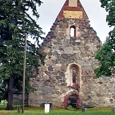 Pälkäneen rauniokirkko