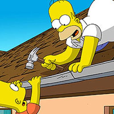 Bart (vas.) ja Homer Simpson (oik.)