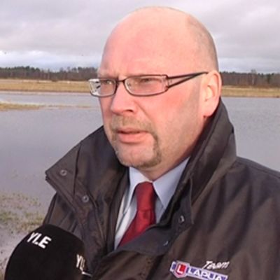 Jyrki Vuorjoki joutui väistymään Karvian kunnanjohtajan paikalta luottamuspulan vuoksi.