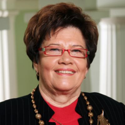 Kuvassa sirkka-Liisa Anttila
