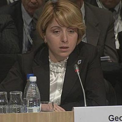 Georgian ulkoministeri Eka Tkeshelashvili puhui Helsingin Etyj-kokouksessa.