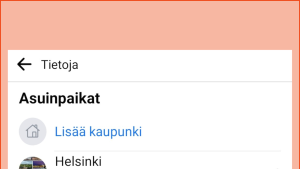 Tässä sähköpostiosoite näkyy Facebookissa vain itselle ja se on poistettu aikajanalta. Kuvakaappaus Facebookin profiilitietojen asetuksista: Sähköpostiosoite on määritelty näkymään vain itselle.