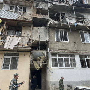 Hus i Stepanakert förstört av azeriskt artilleri.