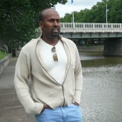 Wali Hashi Aurajokirannassa