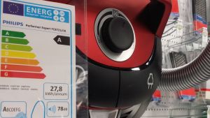 Energiatehokkain ei aina ole kallein. pölynimuri, energiamerkki, asteikko A-G (kevät 2015)