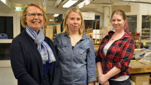 Elina Vartama, Emma Ingelin och Sophie Lindqvist. Utbildningsansvarig Elina Vartama, studerandena Emma Ingelin och Sofie Lindqvist.