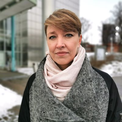 Tampereen yliopiston kuntatutkija Jenni Airaksinen