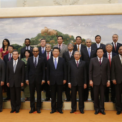 21 länder möttes i oktober 2014 för att grunda AIIB