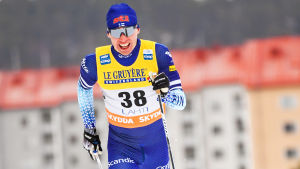 Iivo Niskanen är den finländska längdskidåkningens stora affischnamn. Iivo Niskanen åker klassisk stil