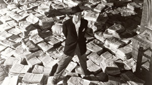 Citizen Kane. Ohjaus ja pääosa Orson Welles.