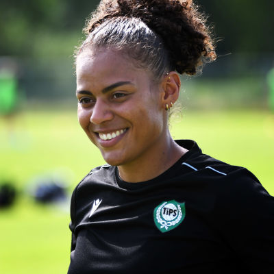 Roosa Ariyo i Dickursby sommaren 2021.