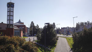 Smedsby centrum i Korsholm. Både Raseborg och Korsholm är stora kommuner till ytan och därför borde Korsholms modell fungera i Raseborg. Smedsby centrum