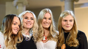 Vanessa Eriksson lucia 2014, Jannike Sandström vice ordförande på folkhälsan, Sonja Lehto lucia 2015 samt Ingrid Holm lucia 2016.