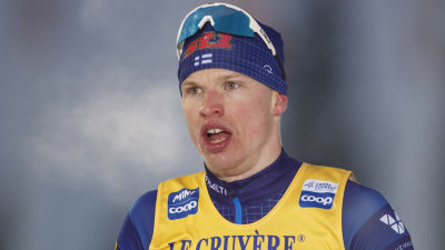 Iivo Niskanen efter målgång.