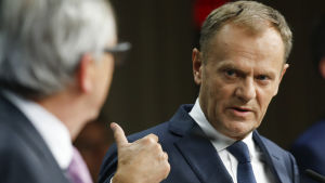 Europeiska rådets ordförande Donald Tusk vid en presskonferens efter toppmötet. Europeiska rådets ordförande Donald Tusk.