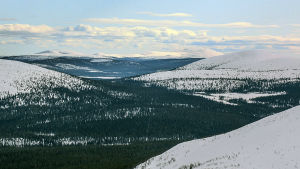 Ainutlaatuinen Meidän maamme -sarja esittelee koko Suomen ja sen upean luonnon ilmasta käsin.