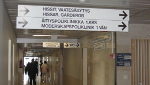 Största delen av förlossningarna i huvudstadsregionen kommer att flyttas till Kvinnokliniken. Interiör från Kvinnokliniken i Helsingfors.