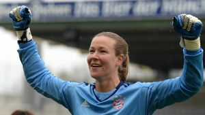 Tinja-Riikka Korpela har gett Talaslahti tips. Tinja-Riikka Korpela, Bayern München.