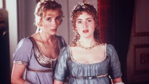 Förnuftig ironi. Emma Thompson och Kate Winslet i Sense and Sensibility 1995. Emma Thompson och Kate Winslet i filmen Sense and Sensibility.