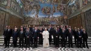 Påven Franciskus och EU-ledarna. Påven Franciskus tillsammans med EU:s statsledare