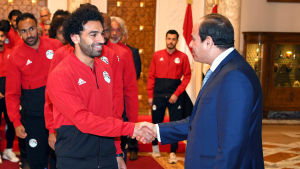 Mohamed Salah lovade statsledningen i Egypten att han kommer att vara i spelskick i VM. Mohamed Salah lovade statsledningen i Egypten att han kommer att vara i spelskick i VM.