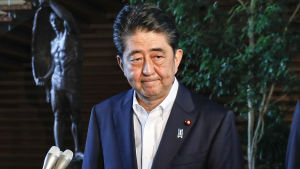 Japans premiärminister Shinzo Abe är upprörd och hotar med motåtgärder mot Nordkorea Japans premiärminister Shinzo Abe är upprörd och hotar med motåtgärder mot Nordkorea