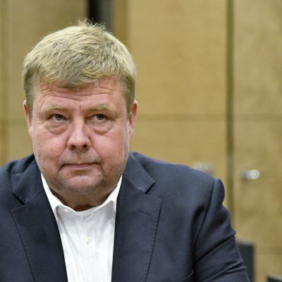 Pekka Perä på rättegång i hovrätten 2018.