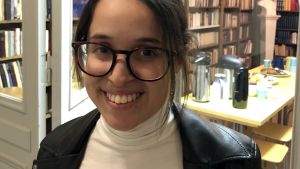 Carmen Torralba tycker att människor i Latinamerika är mer sociala än finländarna. Carmen Torralba