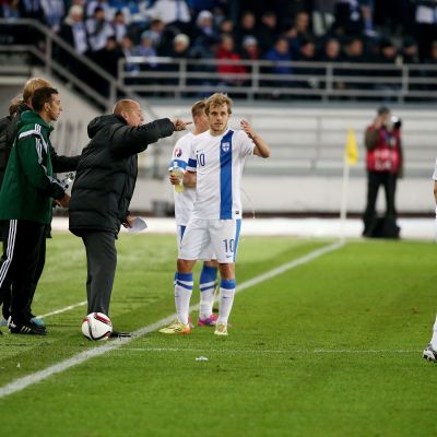 Mixu ja Huuhkajat
