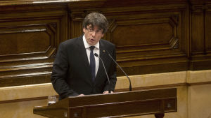- Valurnorna är det enda språket vi förstår, säger Kataloniens regionpresident Carles Puigdemont. - Valurnorna är det enda språket vi förstår, säger Kataloniens regionpresident Carles Puigdemont.